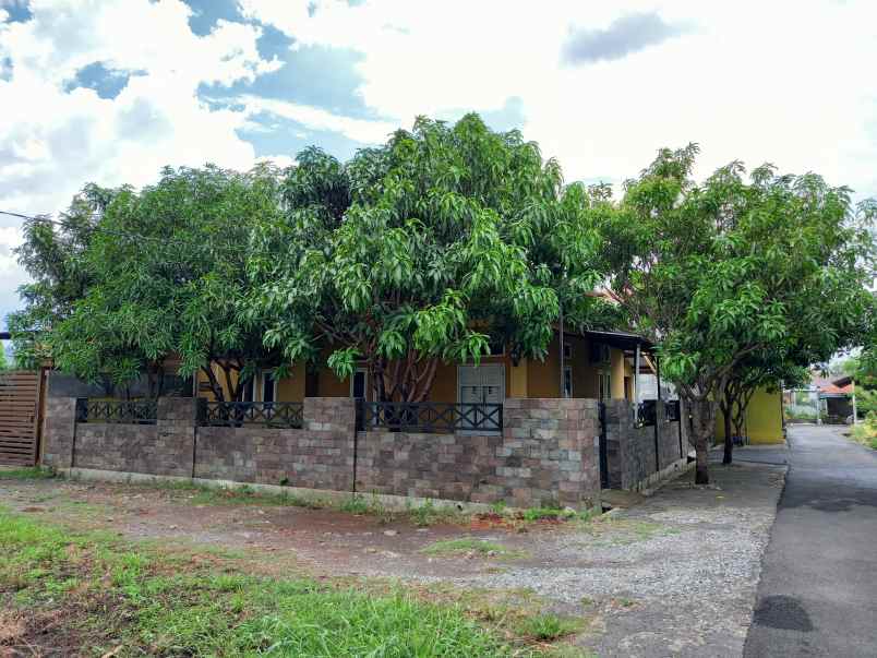 jual rumah asri strategis di majalengka kota kabupaten majalengka
